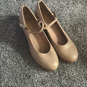 Bloch Tan Heel Tap shoe